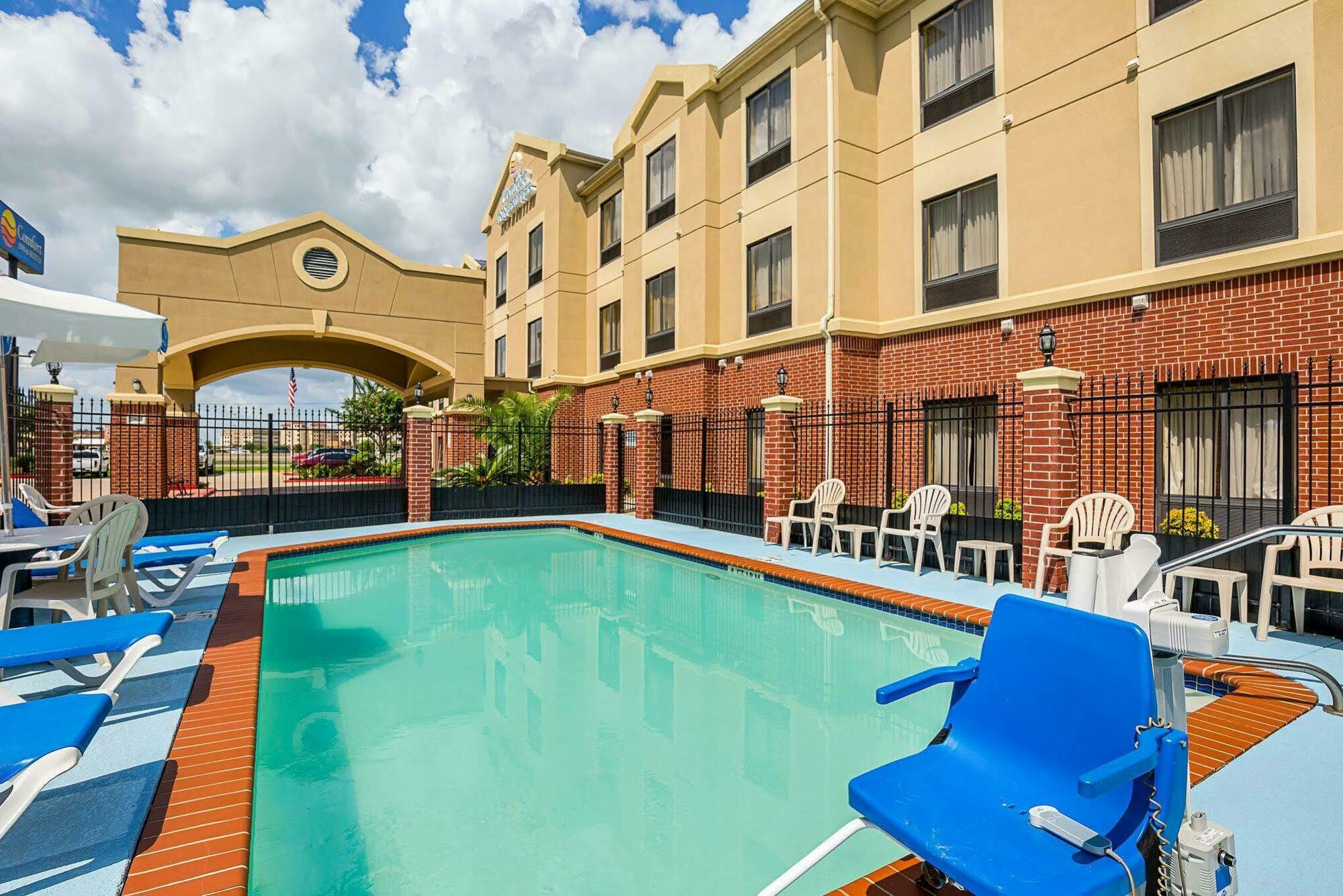 Comfort Inn & Suites Port Arthur-Port Neches Exterior foto